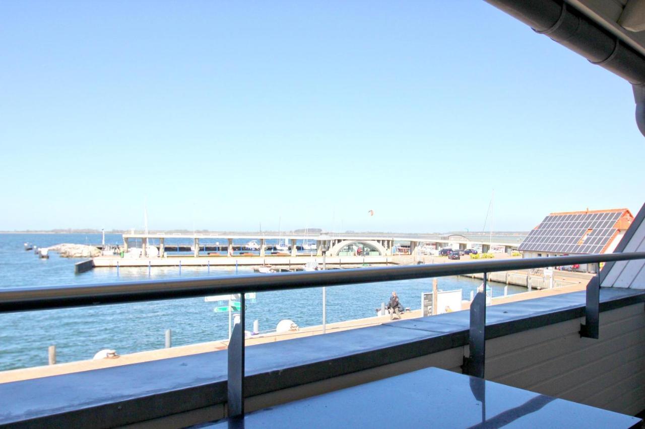 Hafennahe Ferienwohnung Mit Balkon Und Meerblick - Hafenhaeuser Wiek Wohnung 14 Wiek auf Ruegen Ngoại thất bức ảnh