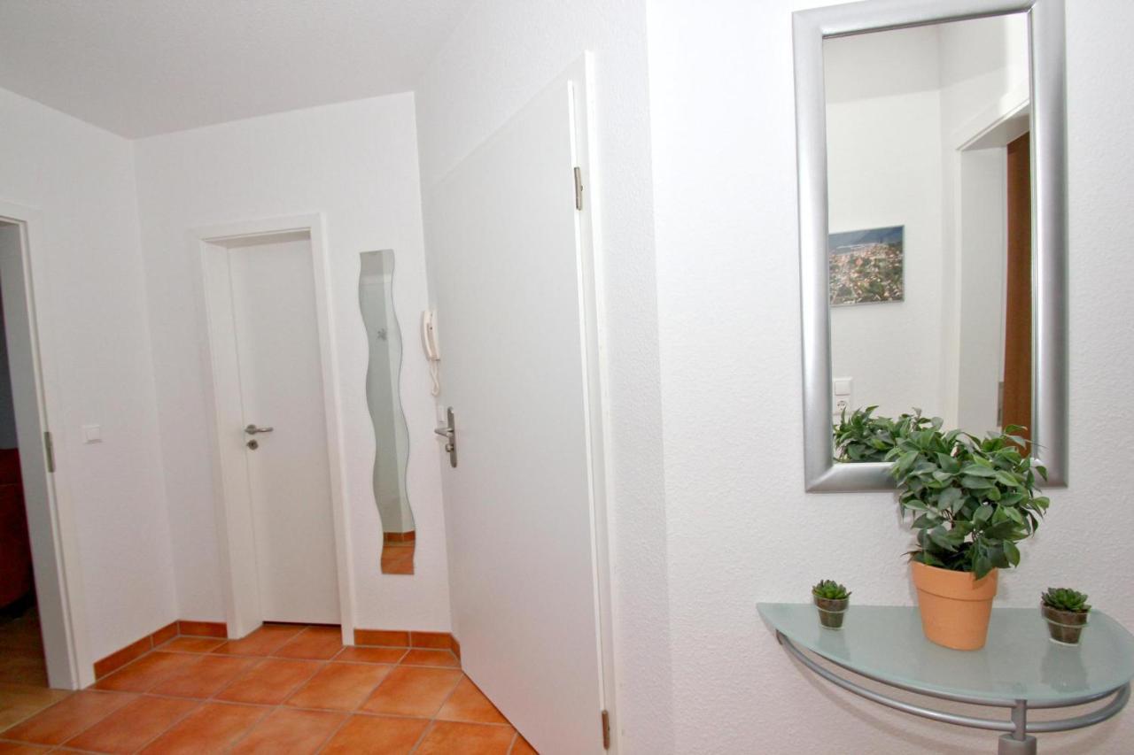 Hafennahe Ferienwohnung Mit Balkon Und Meerblick - Hafenhaeuser Wiek Wohnung 14 Wiek auf Ruegen Ngoại thất bức ảnh